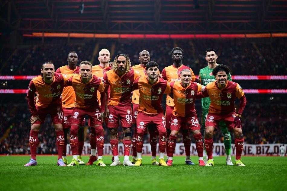 EN FAZLA GEL�R GALATASARAY'DA