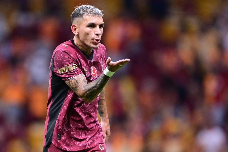 LUCAS TORREIRA'NIN HAYAL�NDEK� TAKIM NACIONAL