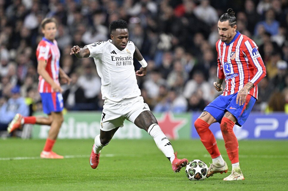 SIMEONE D�NEM�N�N TEMEL TA�LARINDAN