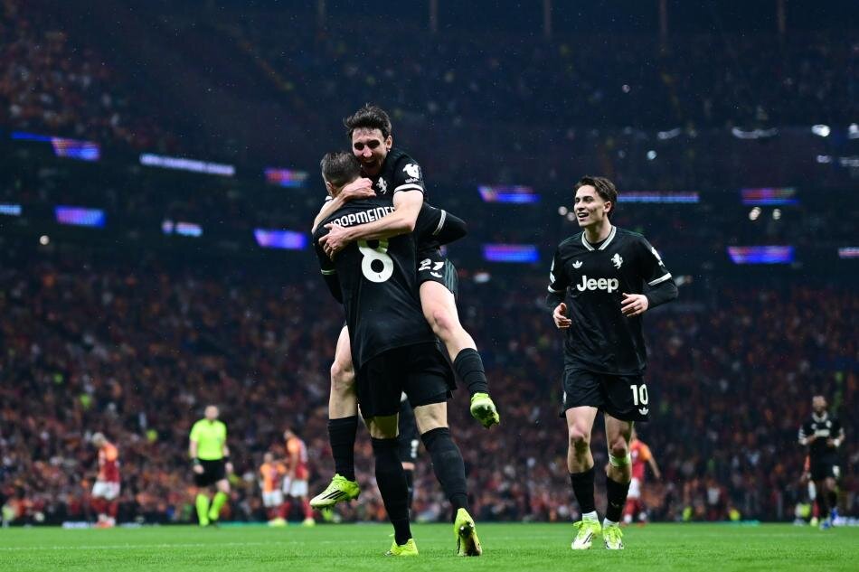 JUVENTUS �LE S�ZLE�MES�