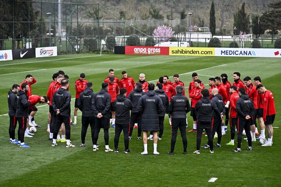 ZEK� �EL�K - MER�H DEM�RAL