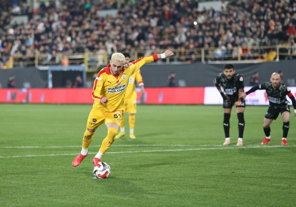 BA�KA TAL�PLER DE VAR