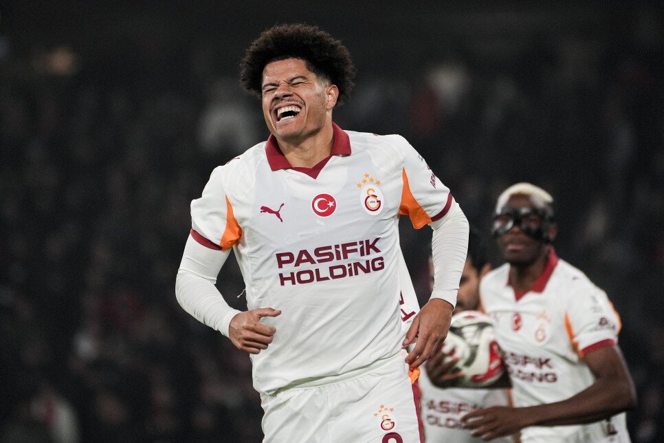 GALATASARAY'DAN KARAR