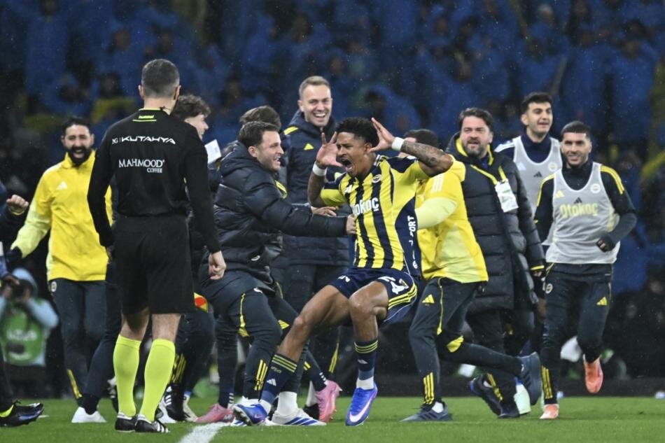 F.BAH�E'DE TRANSFER GEL��MES�