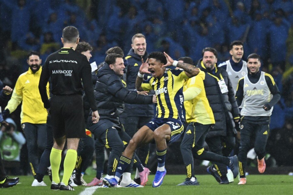 F.BAH�E'DE TRANSFER GEL��MES�