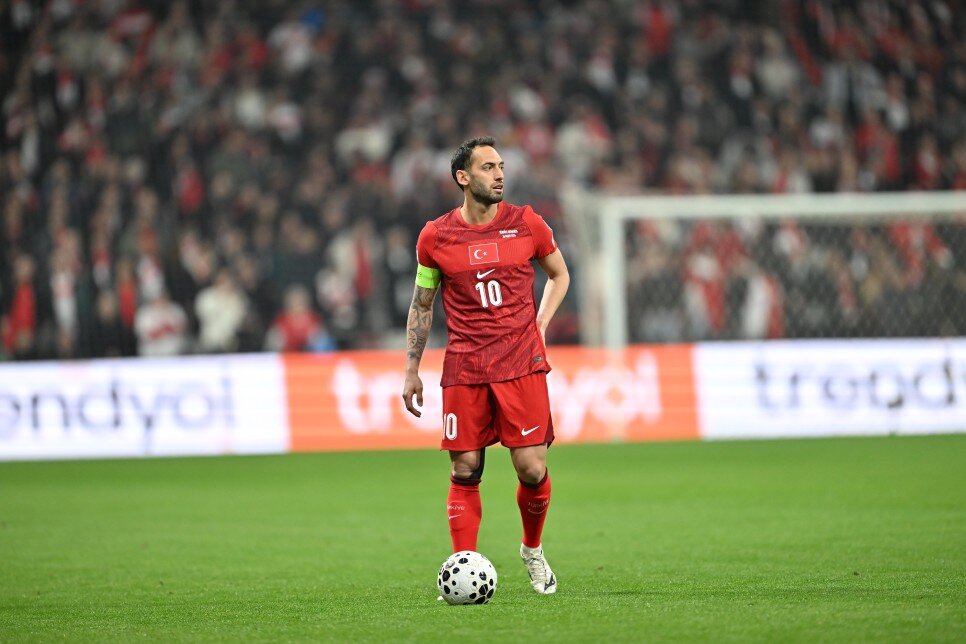 INTER'DE BEKLENT�