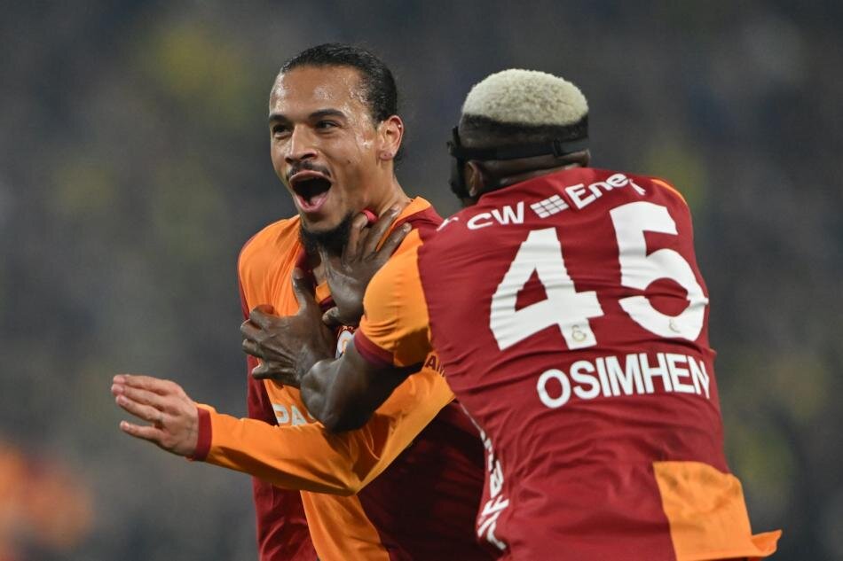 ALMANYA'DA TEPK� S�R�YOR