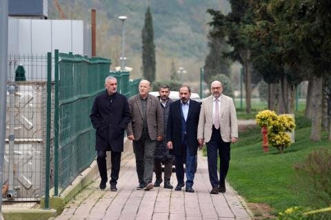 HACIOSMANO�LU'DA �ZLED�