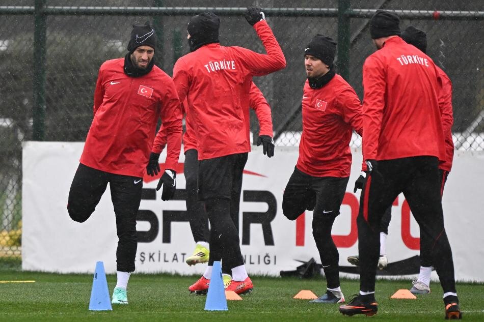 KAPTAN VE MONTELLA SORULARI YANITLAYACAK