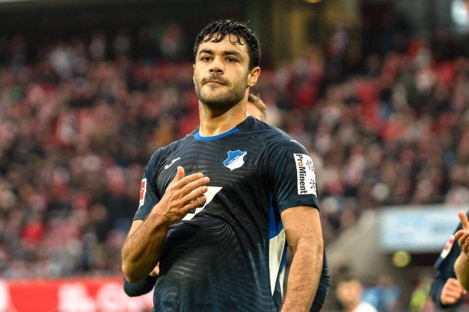 G.SARAY'DA HEDEF OZAN!