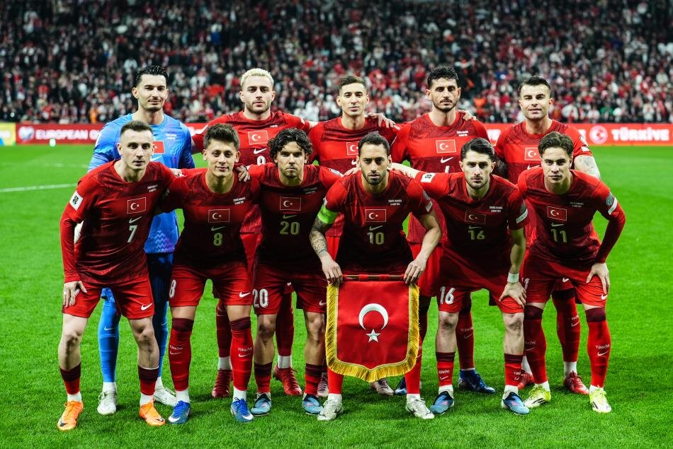 T�RK�YE'N�N ALACA�I PARA