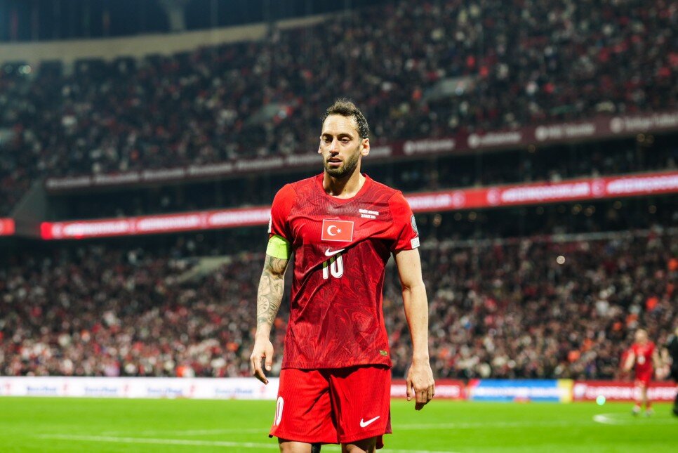 HAKAN �ALHANO�LU'NUN S�ZLER�