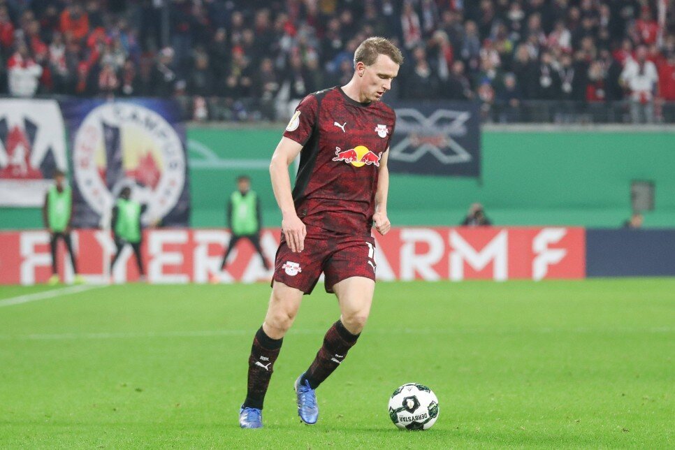 BE��KTA�'TAN TEMAS