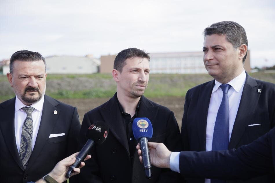 MERT HAKAN S�RPR�Z�