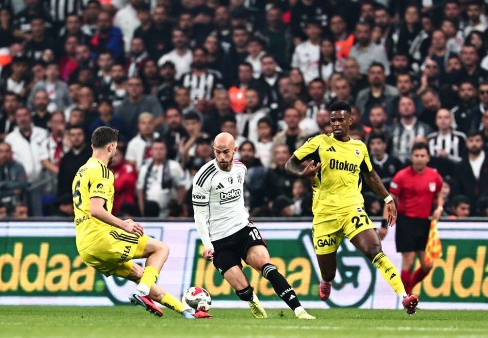 CERNY'N�N FENERBAH�E'YE PERFORMANSI