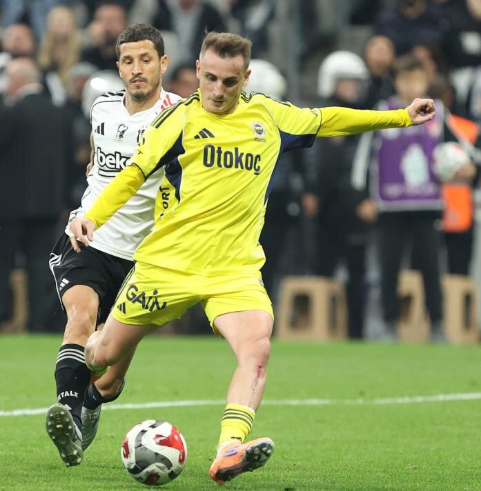 FENERBAH�E EV�NDE SER� YAKALAYAMIYOR