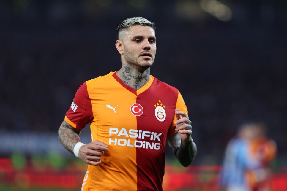 ICARDI'YE TEPK� VE CEVAP
