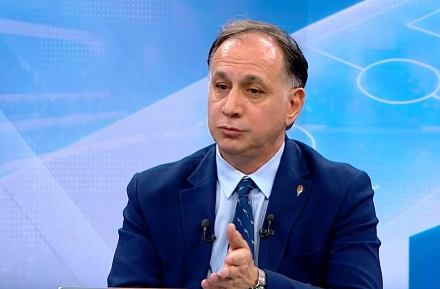 HAKEM� NEDEN D���RD�N?