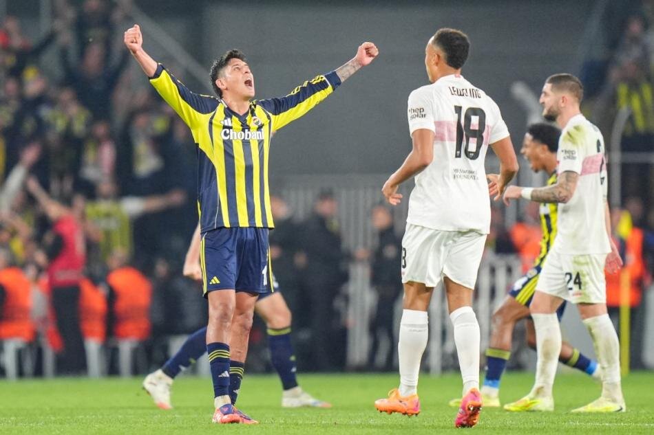 FENERBAH�E PERFORMANSI