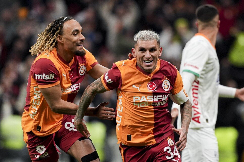 ICARDI VE TORREIRA