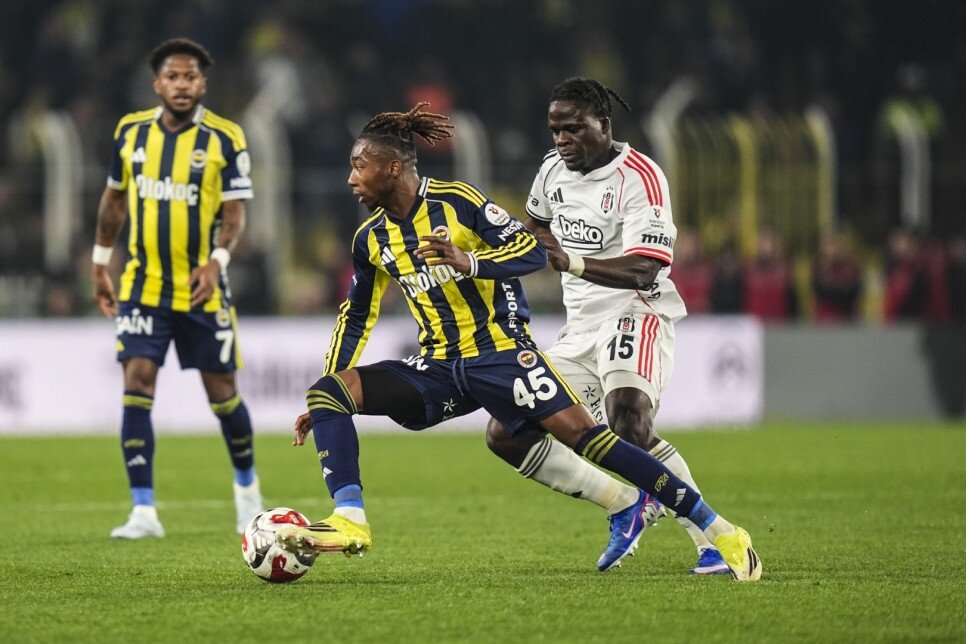 DEVLER�N RADARINA G�RD�