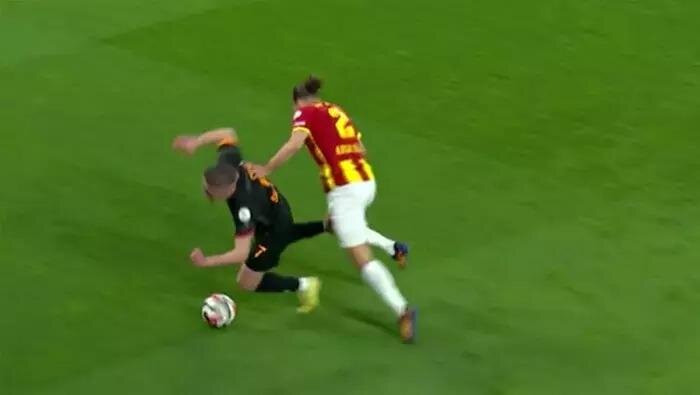 GOL �NCES� FAUL KARARI DO�RU MU?