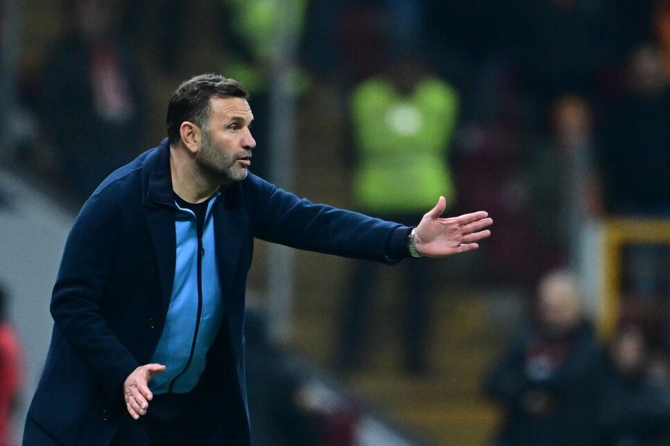 AL-ITTIHAD'IN ADAYLARI ARASINDA