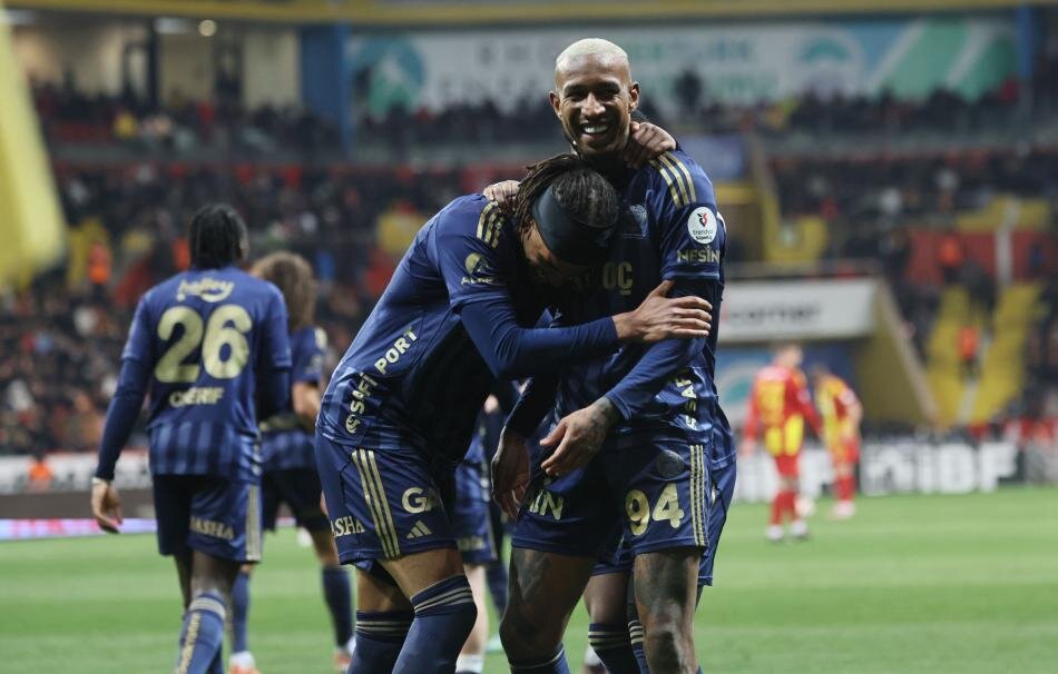 GALATASARAY DERB�S� MESAJI