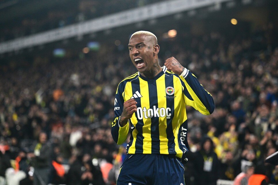 BREZ�LYA KUL�PLER�N�N G�ZDES�