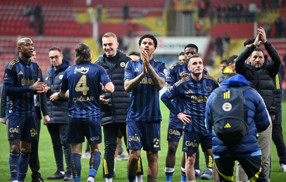 FENERBAH�E'DE HAYALLER CANLANDI