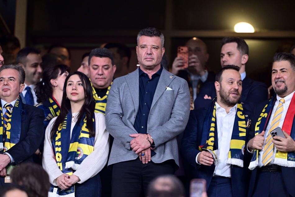 TABLO TAMAMEN DE���T�