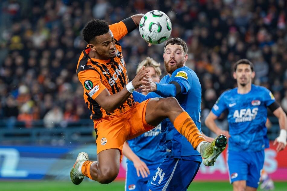 14 M�LYON EURO �DEND�