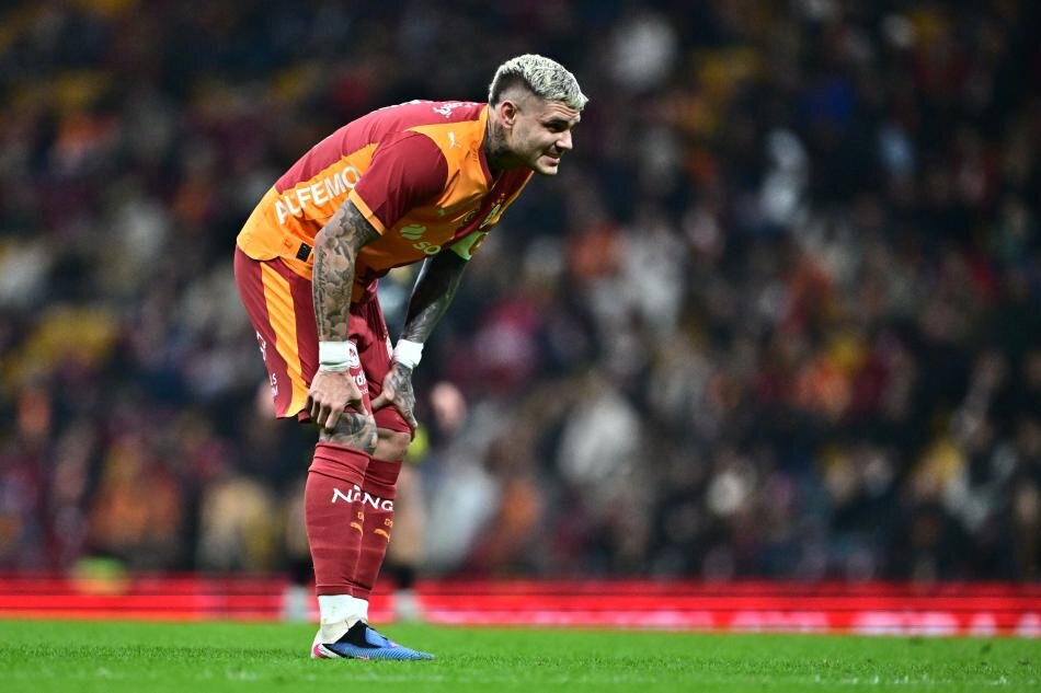 AYRILIK KARARI ASKIDA