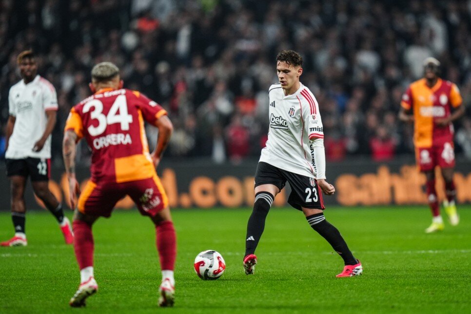 T�RK�YE'DEN 3 TAKIM