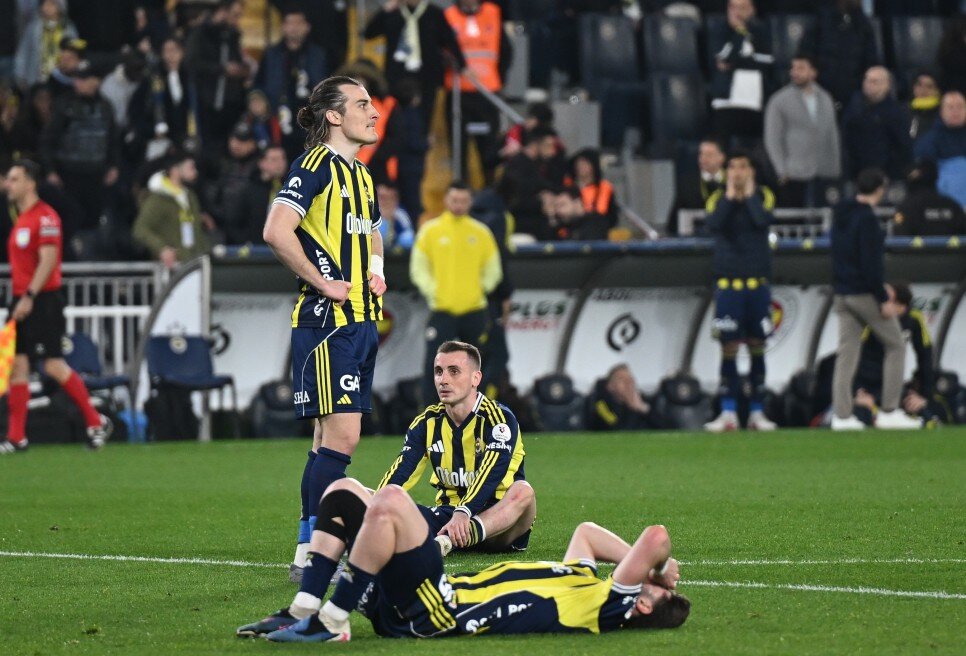 FENERBAH�E'DEN BU SEZON �LK