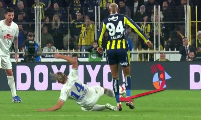 36' TAYLAN'IN SARI KARTI