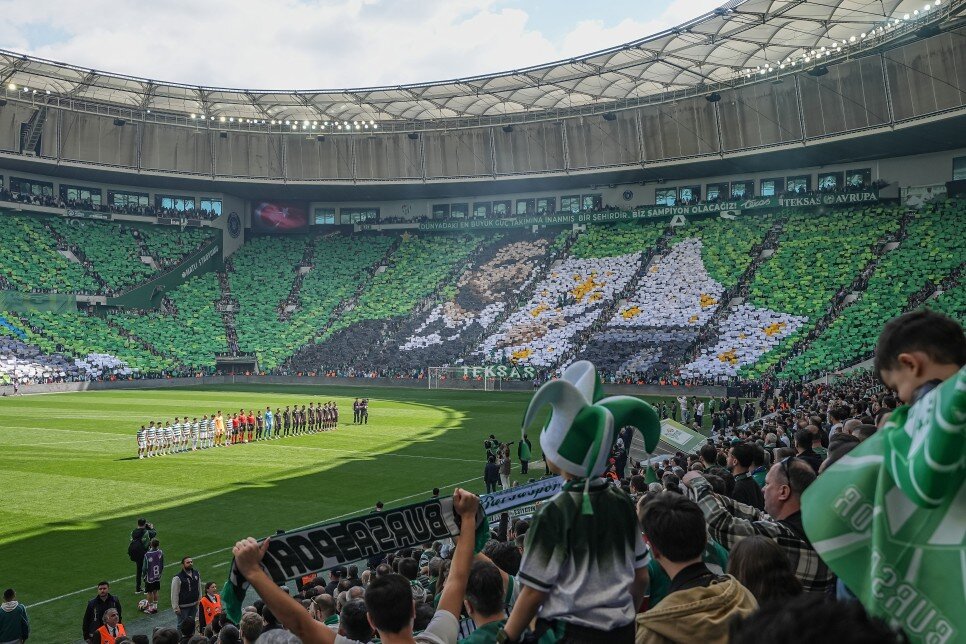 BURSASPOR, SOMASPOR'U A�IRLADI