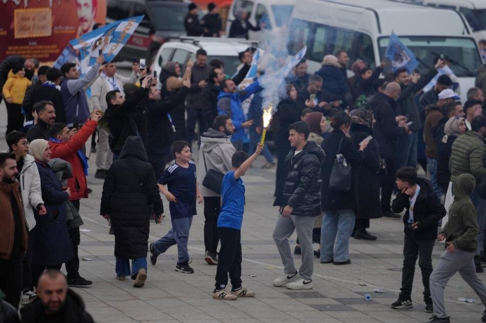 AHMET DAL'DAN A�IKLAMA