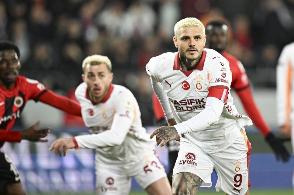 YAZARLARDAN ICARDI YORUMLARI