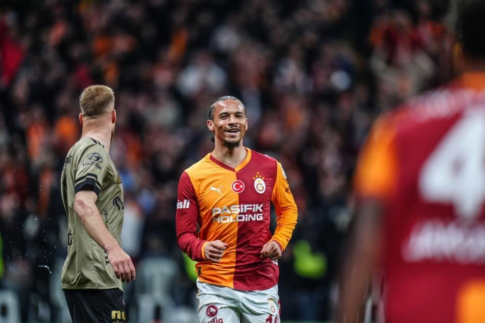 HEDEF� D�NYA KUPASI