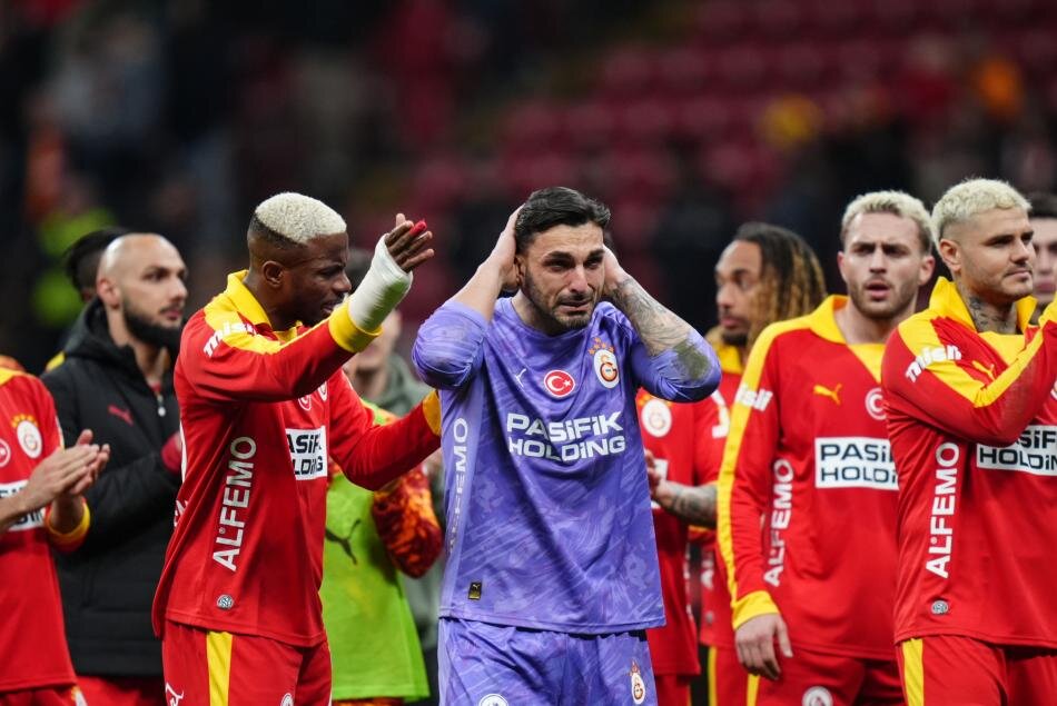 GALATASARAY'DA YA�ANAN OLAY