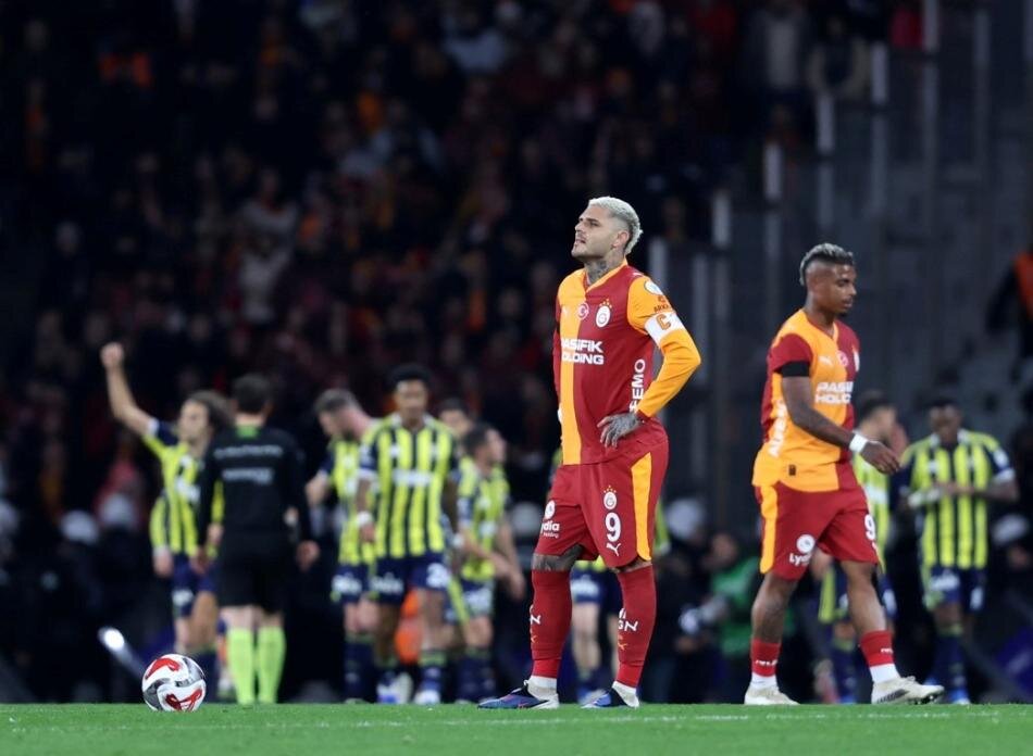 F.BAH�E'N�N FARKLI GAL�B�YETLER�