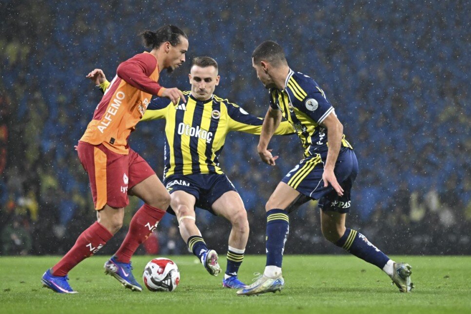 BERABER EV K�RALIYORLARDI