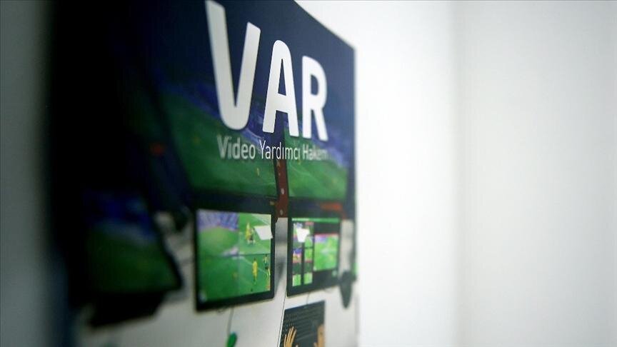 VAR HAKEM� BELL� OLDU