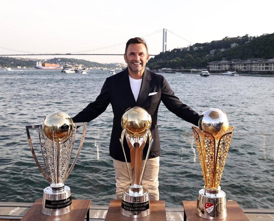 �LK YILINDA �AMP�YON