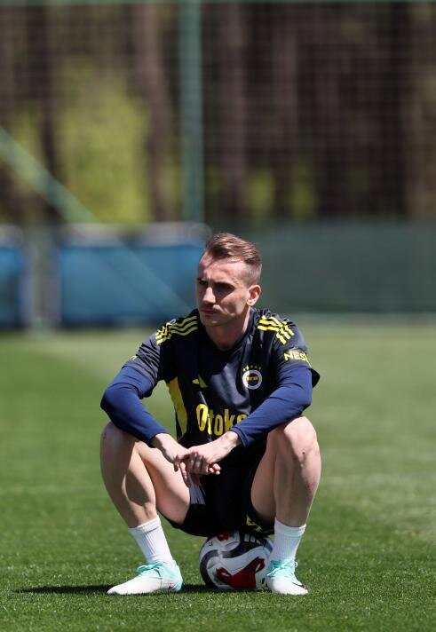 KEREM AKT�RKO�LU �ZG�N