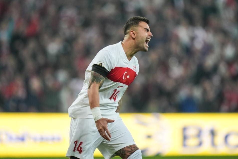A M�LL� TAKIM'A Y�KSELD�