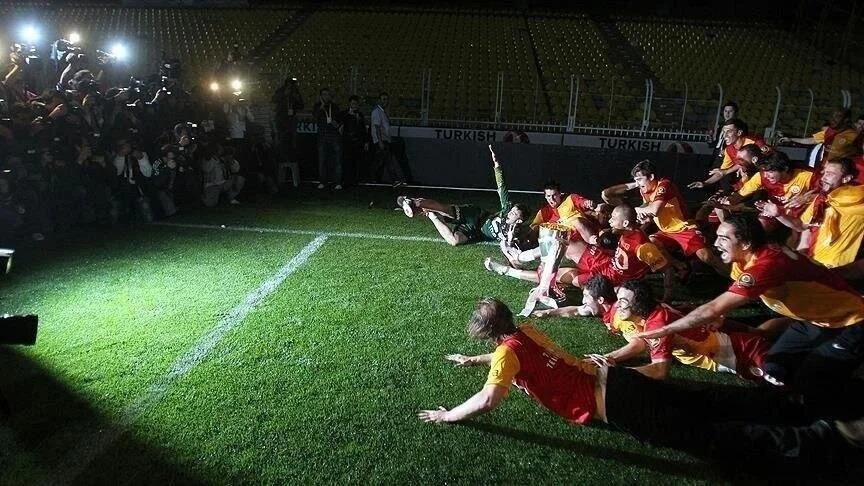 KADIK�Y'DE �AMP�YONLUK! (12 May�s 2012)