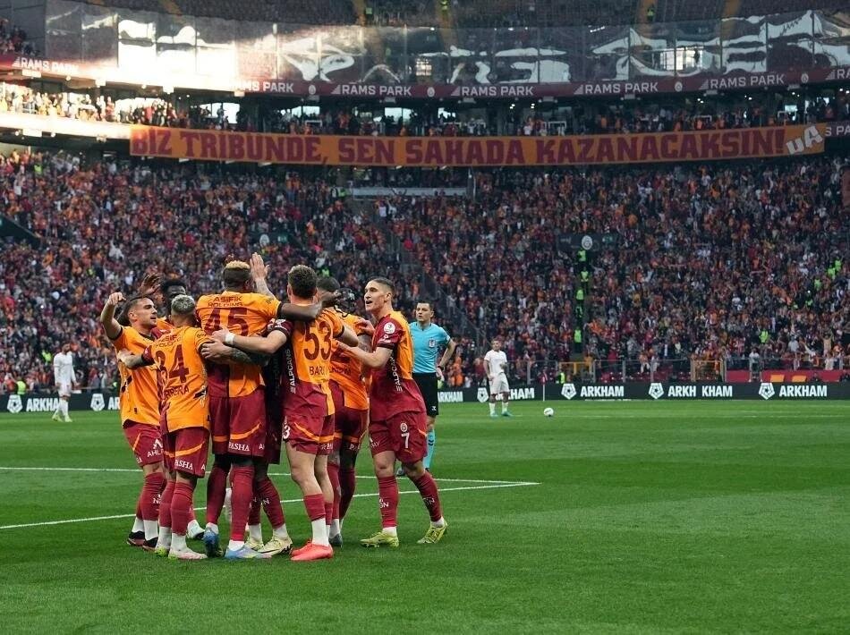 MAYISLAR Y�NE GALATASARAY'IN: 25