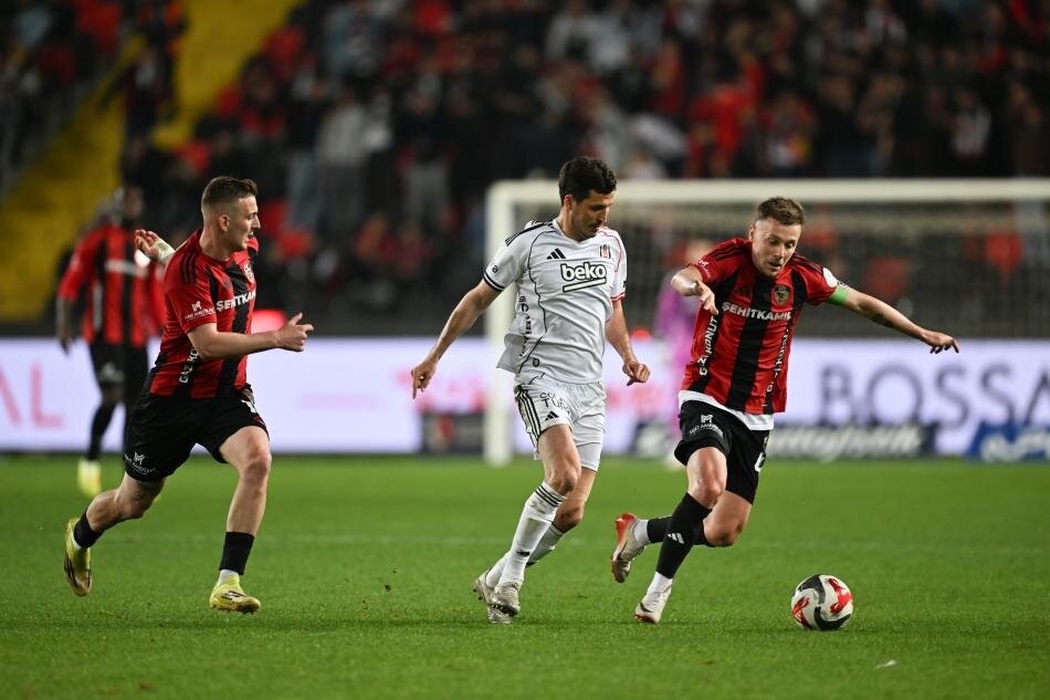 ''SERGEN YAL�IN'A NET MESAJ''
